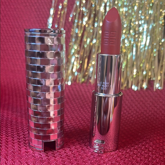 Givenchy Le Rouge Deep Velvet - Picture 3 of 4
